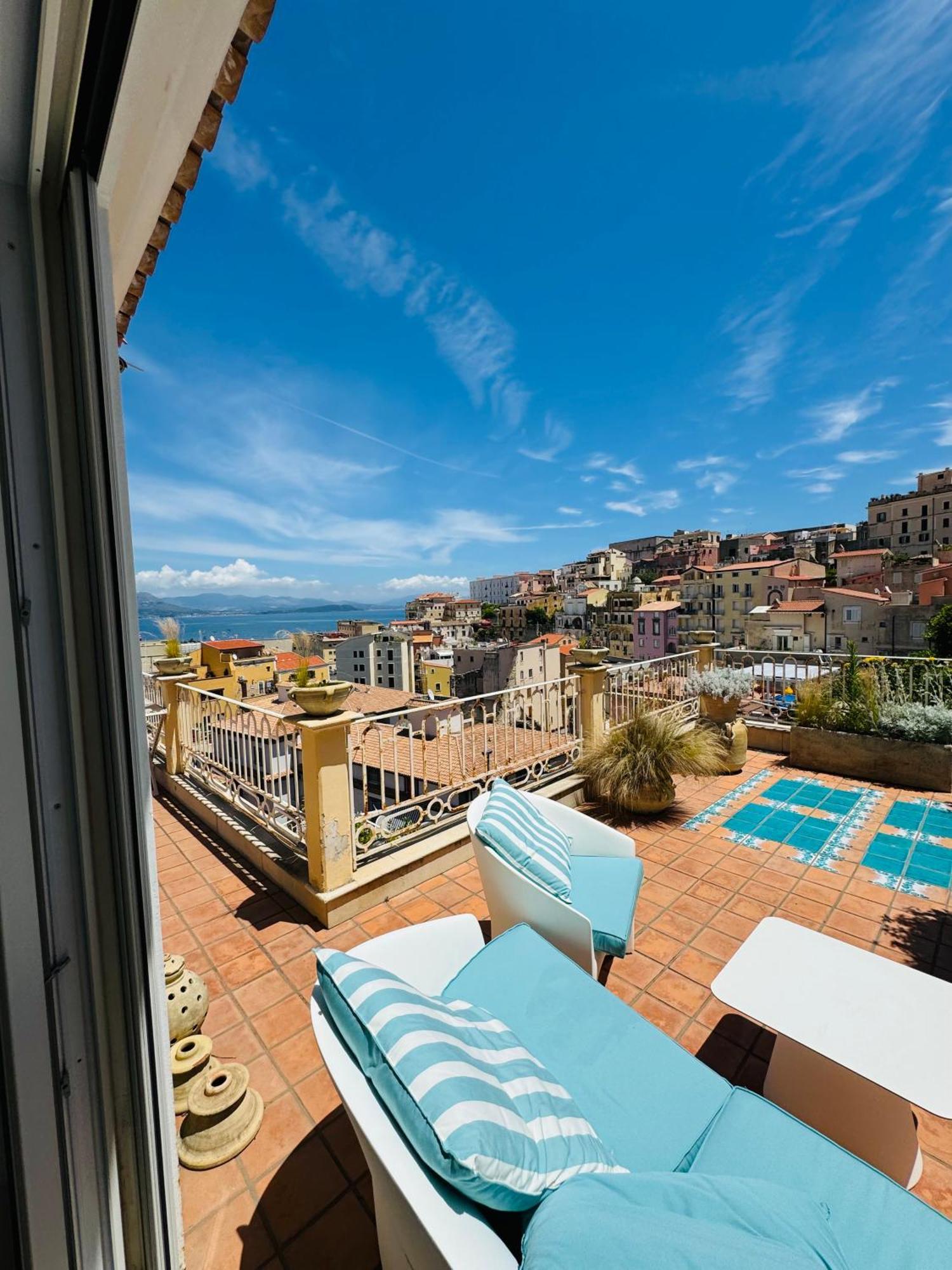 B&B La Gaetana Bagian luar foto